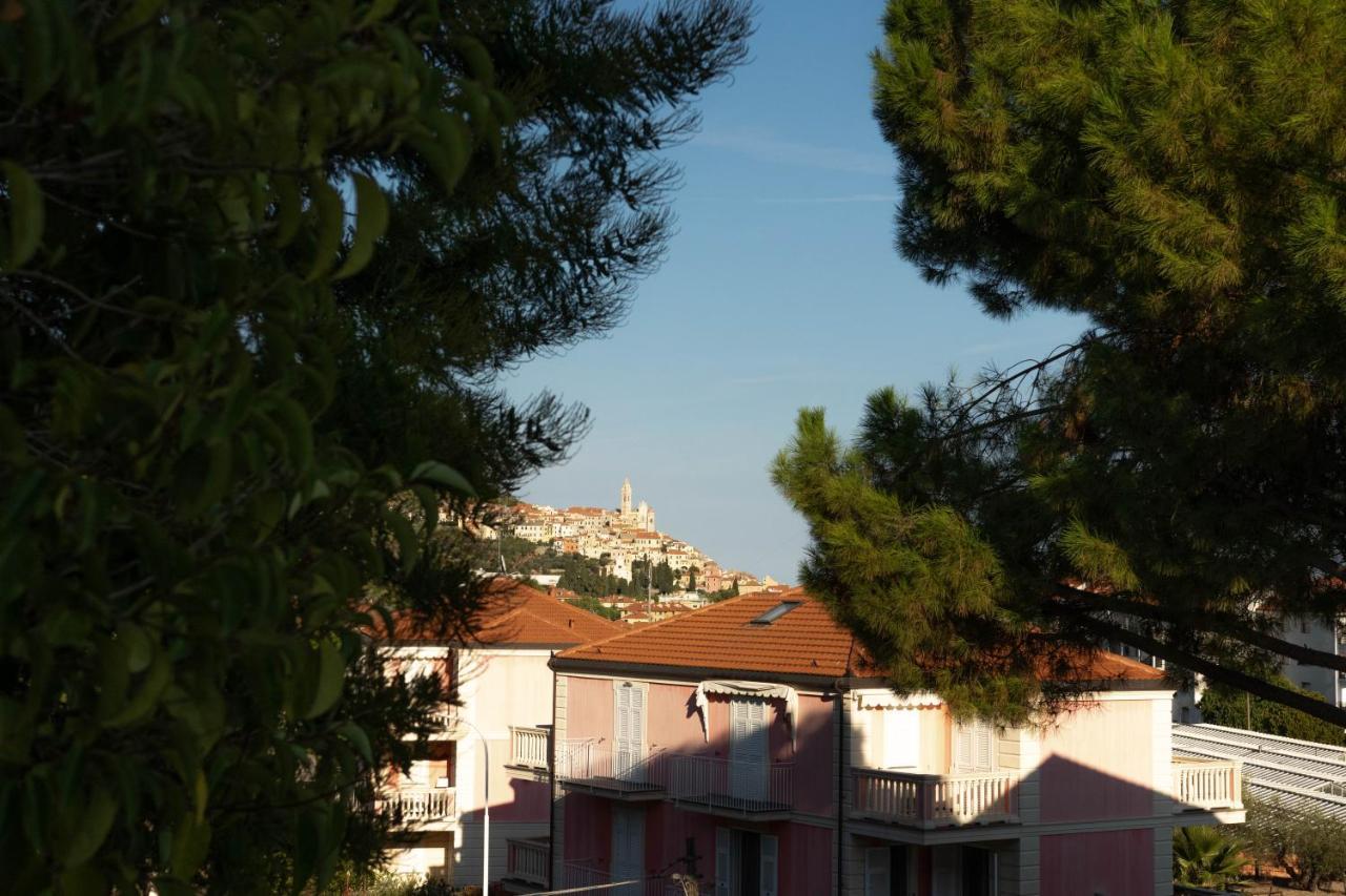 Luminoso Appartamento Con Ampia Terrazza San Bartolomeo Al Mare Exterior photo