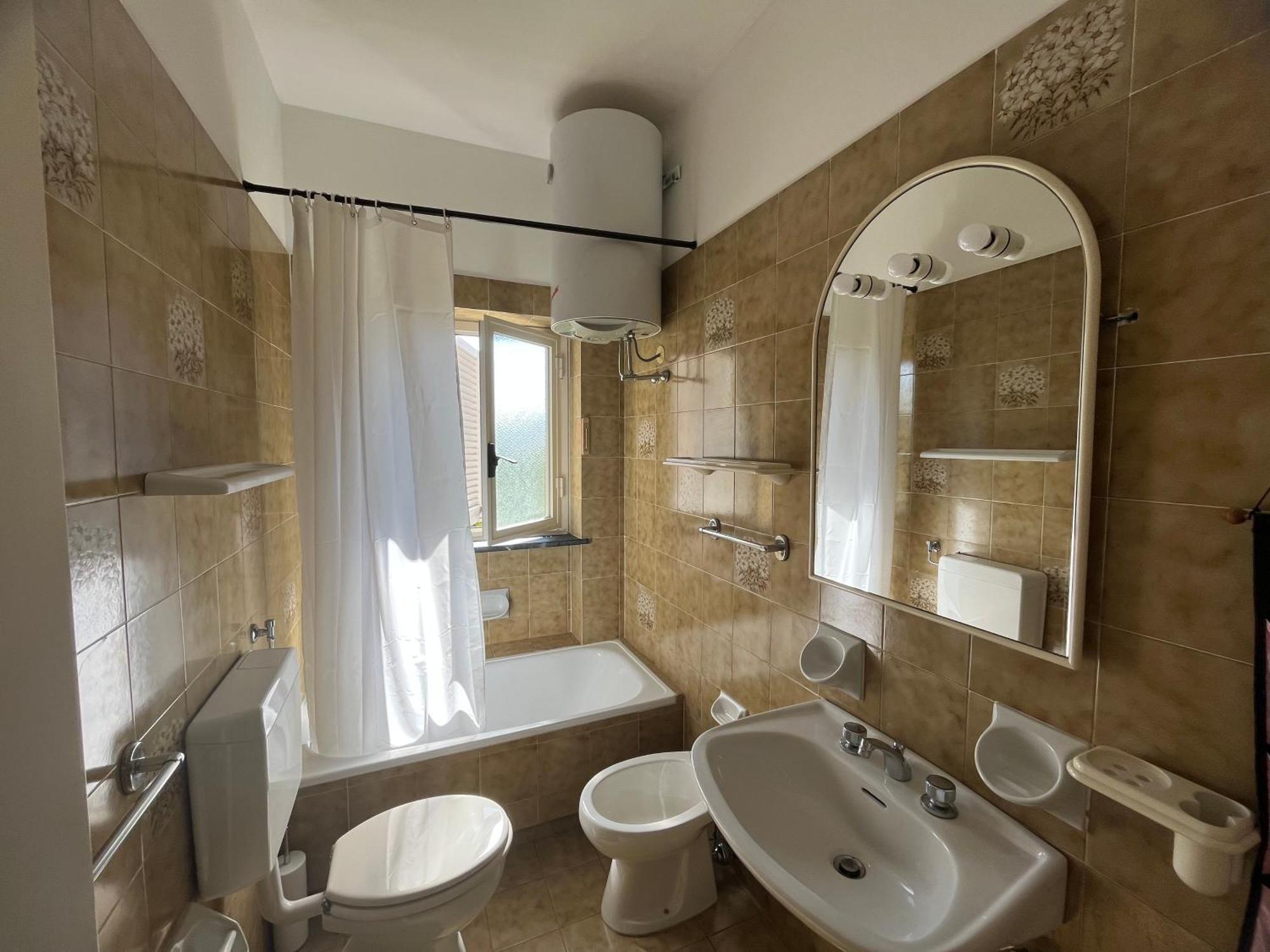 Luminoso Appartamento Con Ampia Terrazza San Bartolomeo Al Mare Exterior photo